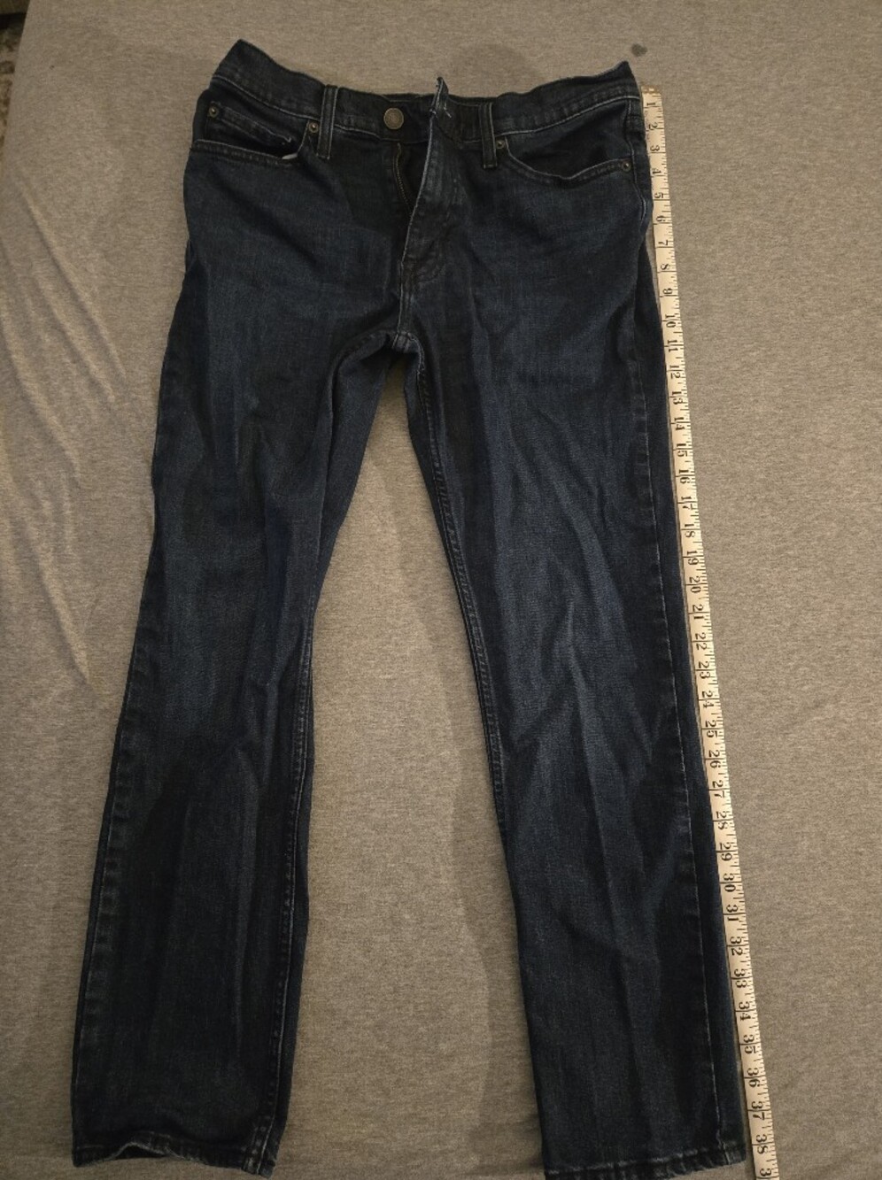 32x30  Slim Straight Jeans